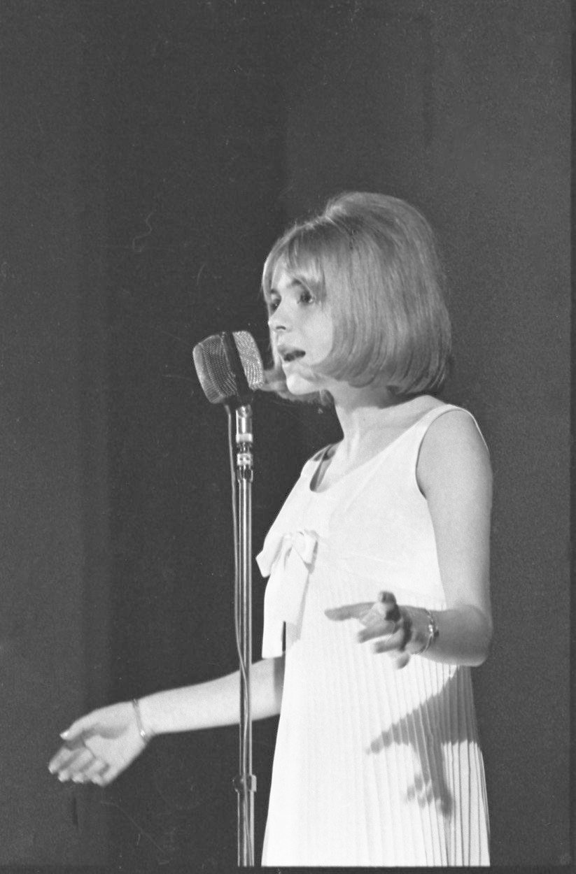 France Gall (†70).