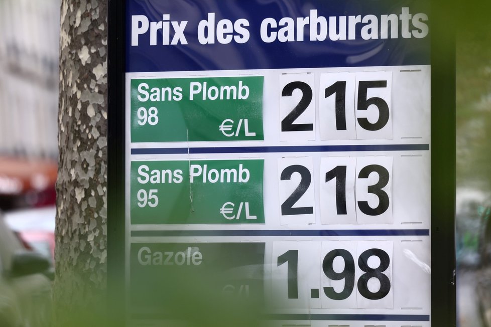 V říjnu francouzské pumpy lámaly rekordy.