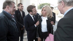 Francouzský prezident Emmanuel Macron s manželkou Brigitte.