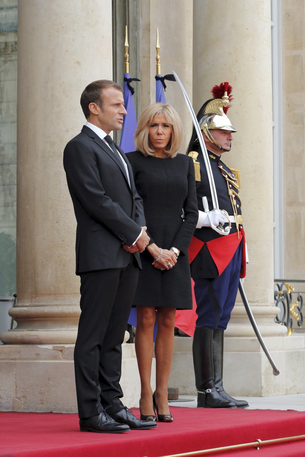 Prezident Emmanuel Macron s manželkou Brigitte.