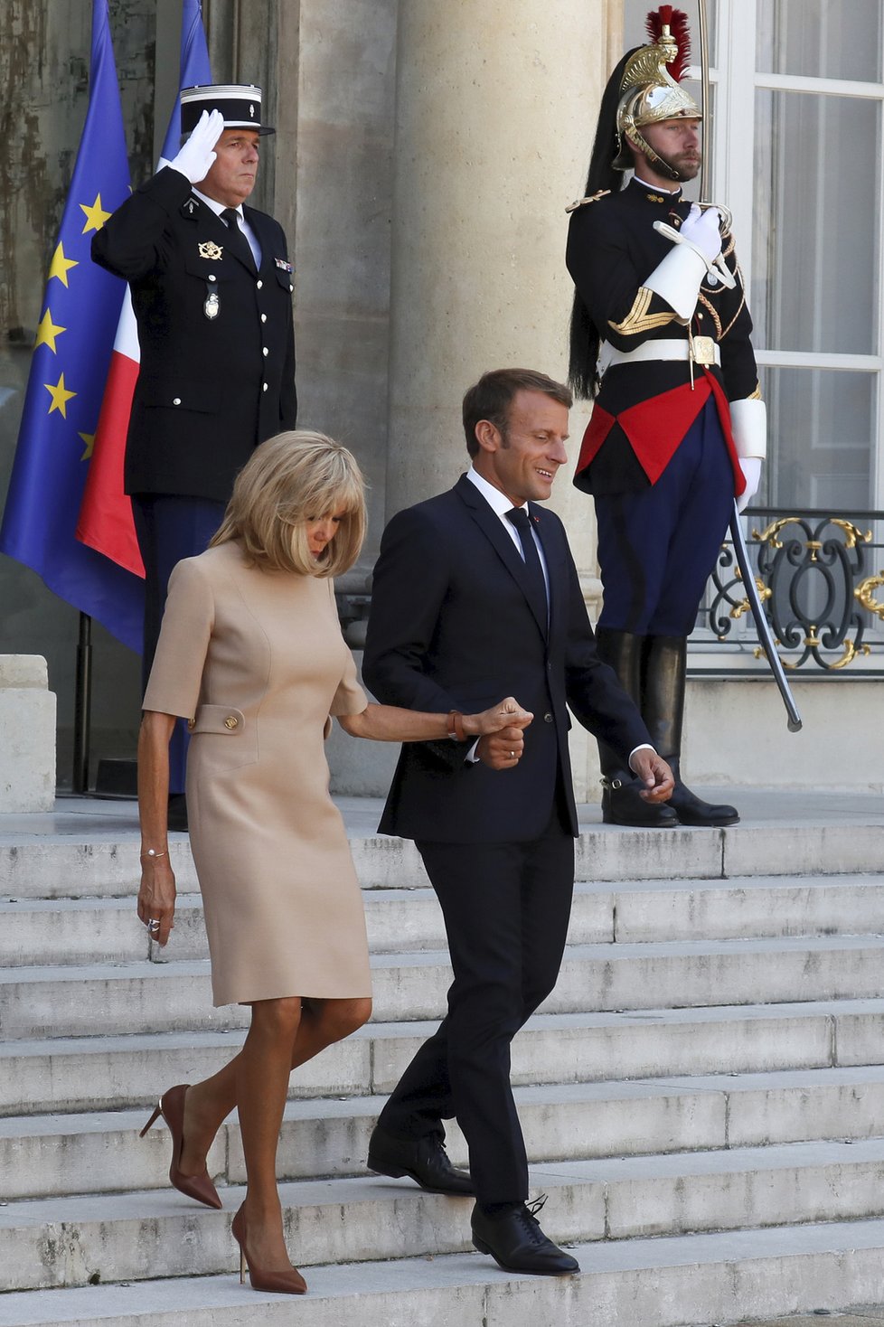 Francouzský prezident Macron s manželkou Brigitte