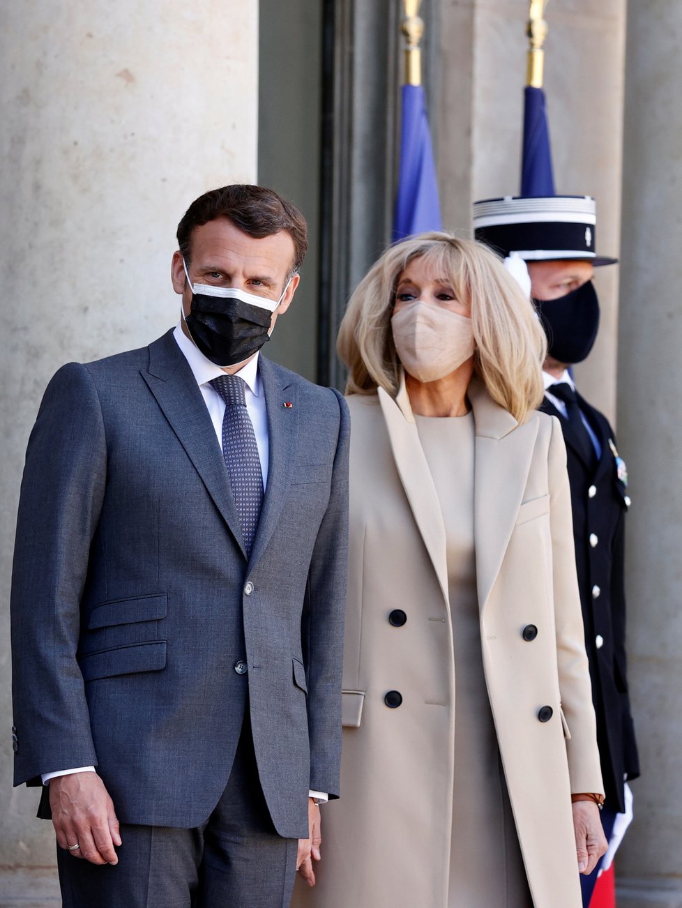 Francouzský prezident Emmanuel Macron s manželkou Brigitte.