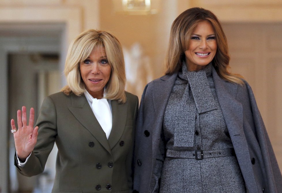 Melania Trumpová a Brigitte Macronová.