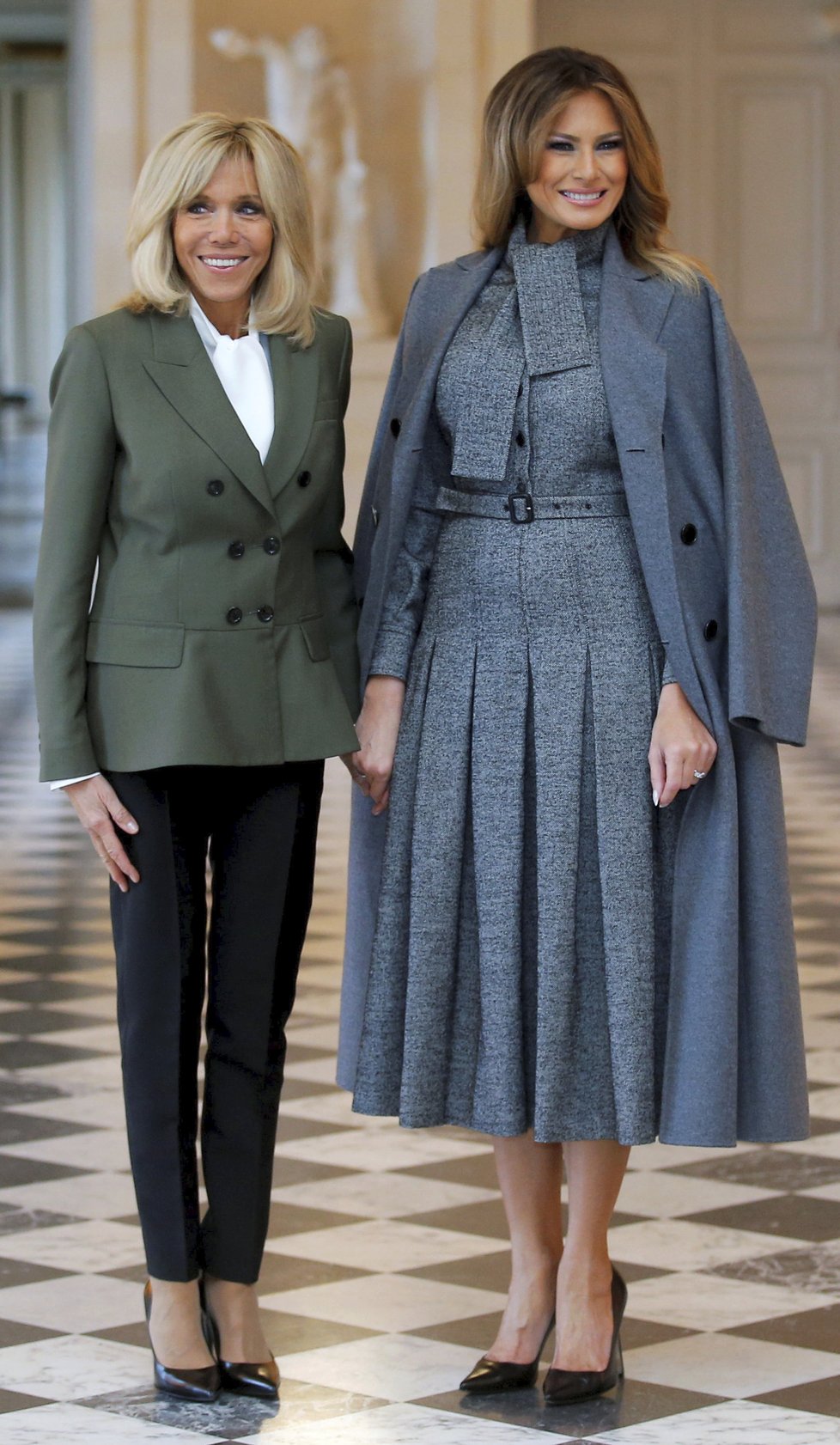 Melania Trumpová a Brigitte Macronová.