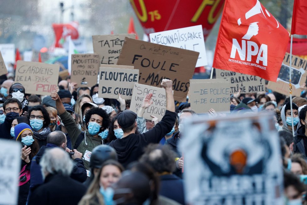 Po celé Francii se protestovalo proti návrhu zákona o bezpečnosti (28. 11. 2020)