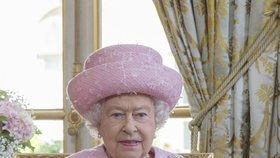 Britská královna Alžběta II. zrušila plánovanou cestu.
