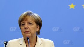 Německá kancléřka Angela Merkel před hlasováním promluvila ke svým kolegům.