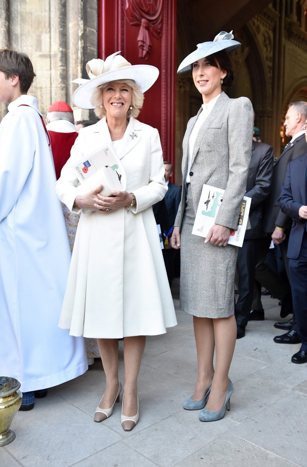 Charlesova manželka Camilla a Samantha Cameron, žena britského premiéra, při oslavách 70. výročí Dne D