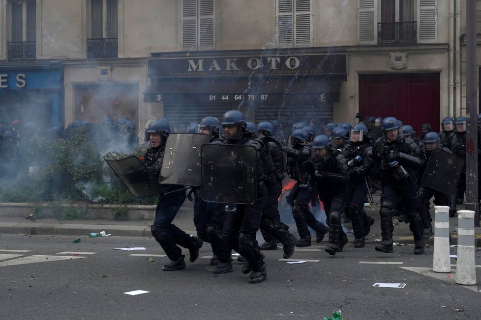 Demonstrace proti důchodové reformě ve Francii (28.3.2023)