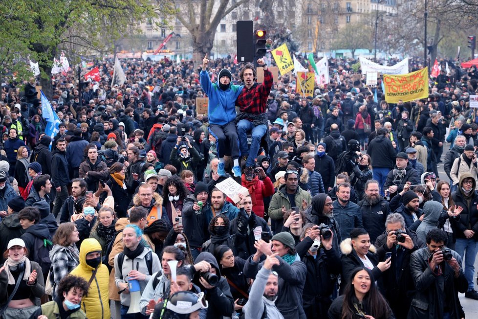 Demonstrace proti důchodové reformě ve Francii (28.3.2023)