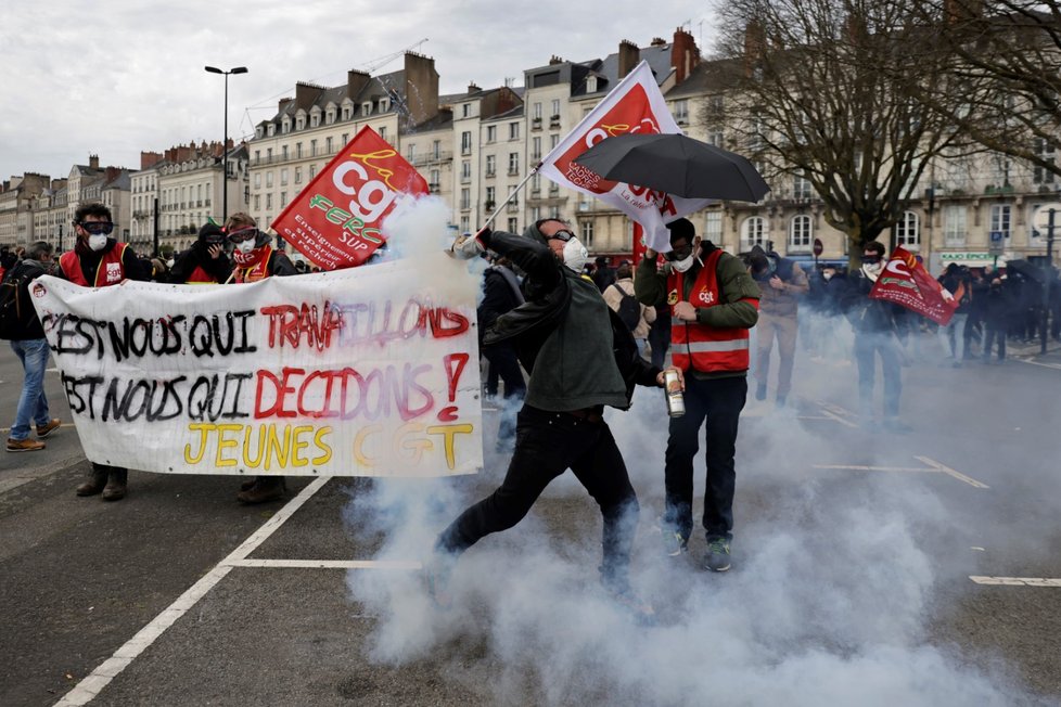 Demonstrace proti důchodové reformě ve Francii (28.3.2023)