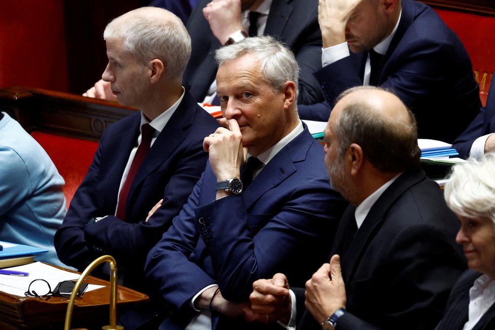 Důchodová reforma ve Francii: Macronova vláda přežila hlasování o nedůvěře.