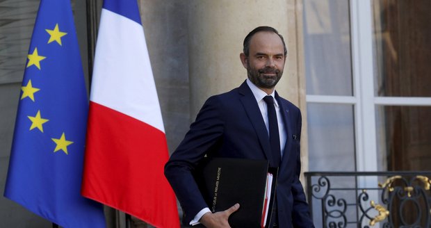 Premiérova synovce na dovolené pobodali. Francie a Izrael jsou „na nože“