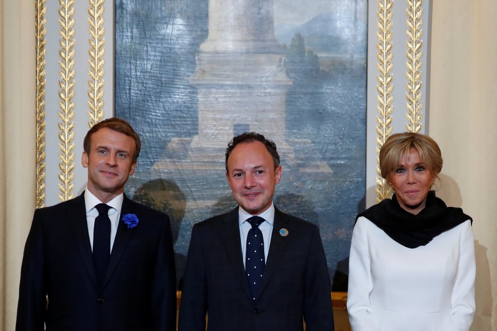 Francouzský prezident Emmanuel Macron s manželkou Brigitte.