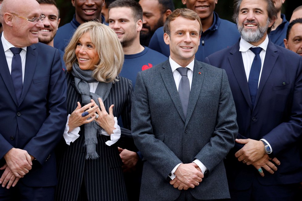 Francouzský prezident Emmanuel Macron s manželkou Brigitte.