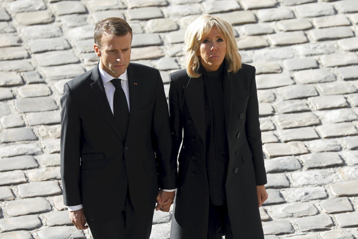 Francouzský prezident Emmanuel Macron s manželkou Brigitte.