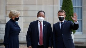 Macronovi hostili africké lídry během summitu věnovanému ekonomické podpoře afrických států.