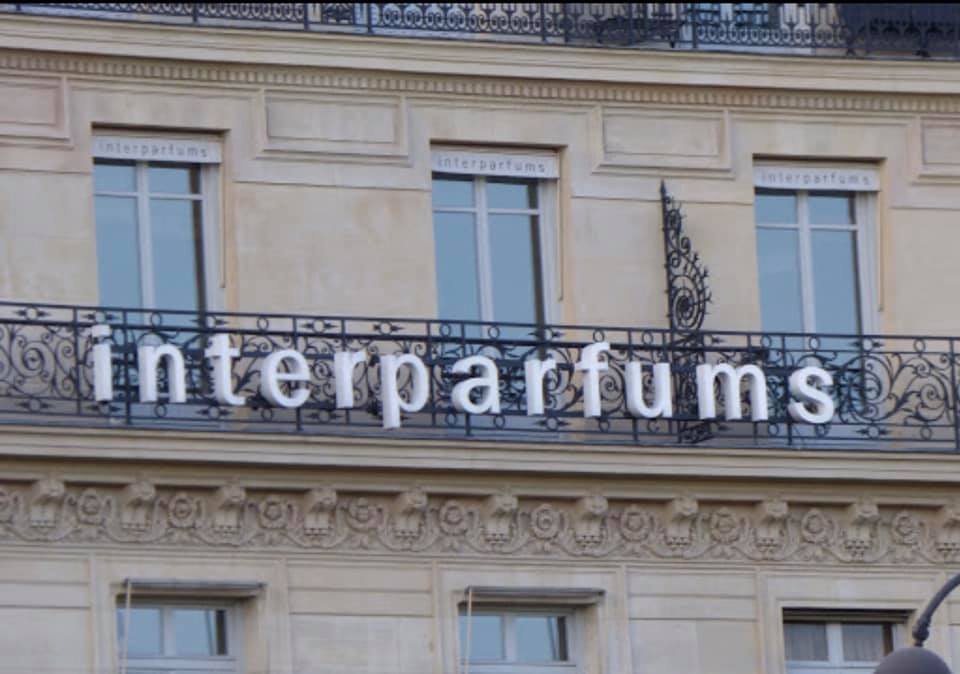 Interparfums, výrobce luxusních parfémů, pro kterého Frédéric Desnard pracoval.