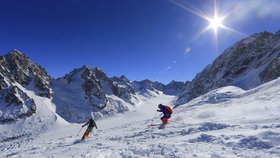 Na francouzské straně Mont Blancu zahynuli tři mladí Italové (ilustrační snímek)