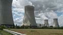 Jaderná elektrárna v Dampierre-en-Burly, celkem Francie provozuje 58 nukleárních reaktorů ve svých 19 jaderních elektrárnách