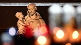 Skandál ve Francii: Vyšetřování zneužívání dětí činiteli katolické církve