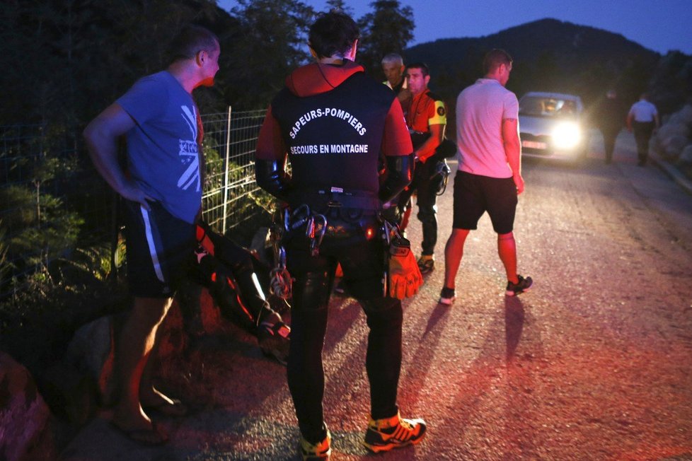 Při náhlé záplavě kaňonu na Korsice přišlo o život 5 lidí, mezi nimi i dítě