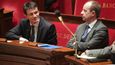 Řada kroků vlády Manuela Vallse (vlevo) přijde levici pobuřující