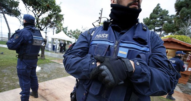 Strach z teroru: Policie bude střežit během mší kostely v Německu i ve Francii