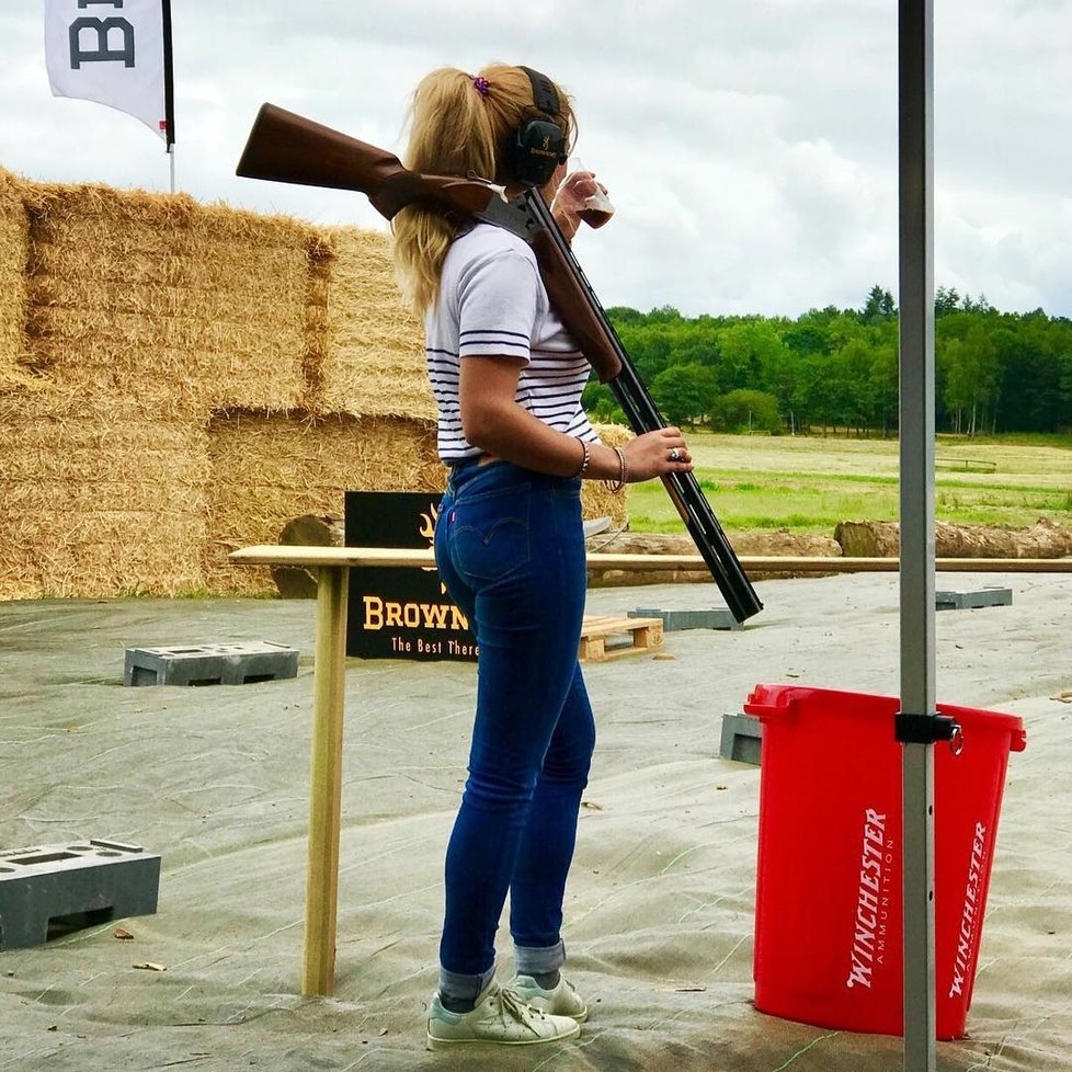 Lovkyně Johanna vyvolává kontroverze. Dokonce si kvůli výhrůžkám smrtí změnila příjmení!