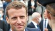 Francouzský prezident Emmanuel Macron se před červencovým summitem EU rovněž vydal vysvětlovat výhody rychlé pomoci některým nepřesvědčeným partnerům.