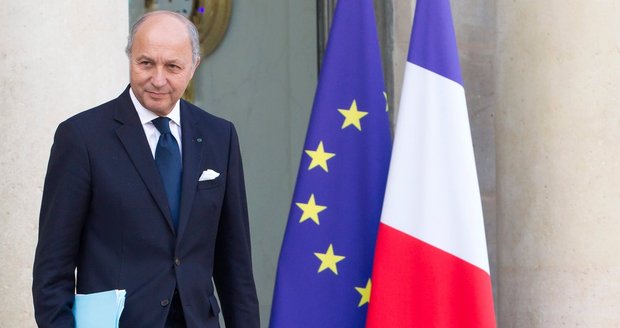 Francouzský ministr zahraničí Laurent Fabius se tvrdě opřel do východní Evropy