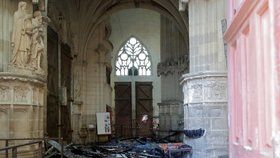 Požár katedrály v Nantes