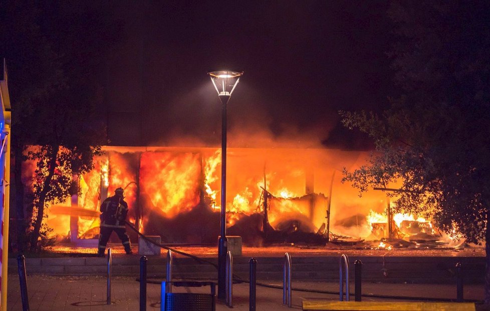 V Nantes pokračovaly 7.7. nepokoje