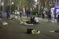 Češka popsala teror v Nice: Všude leželi mrtví jen přikrytí alobalem