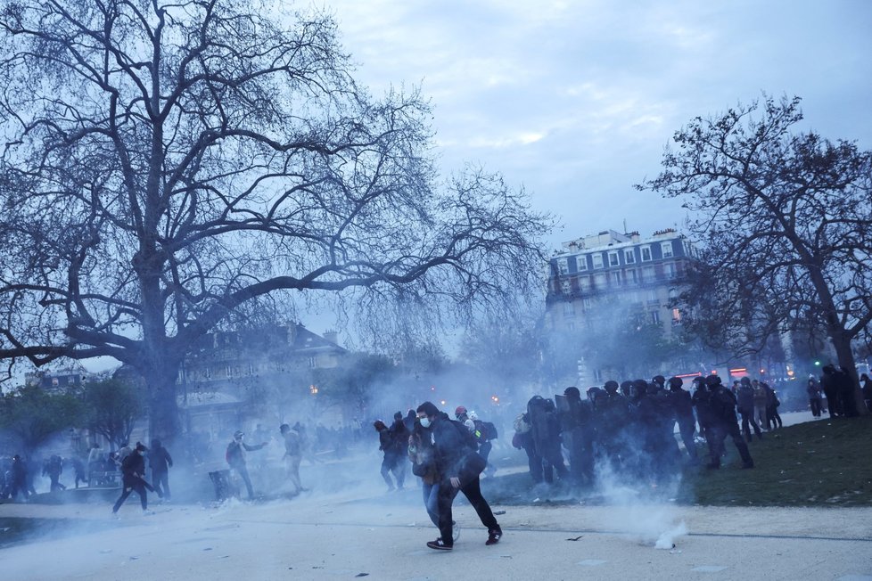 Demonstrace proti důchodové reformě ve Francii (28.3.2023)