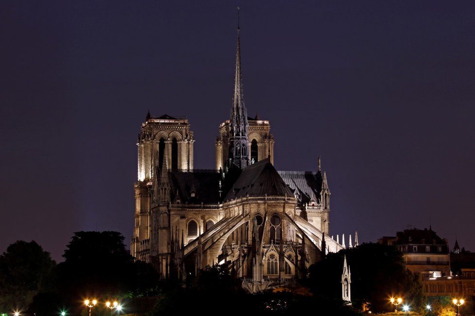 Katedrála Notre-Dame v roce 2013