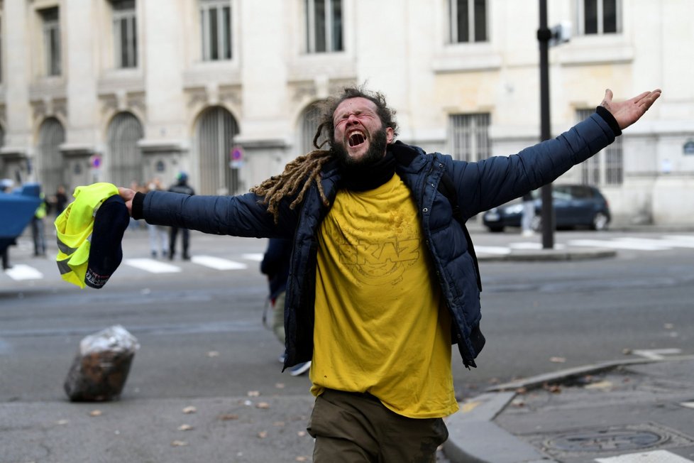 Protesty žlutých vest v Paříži (8.12.2018)