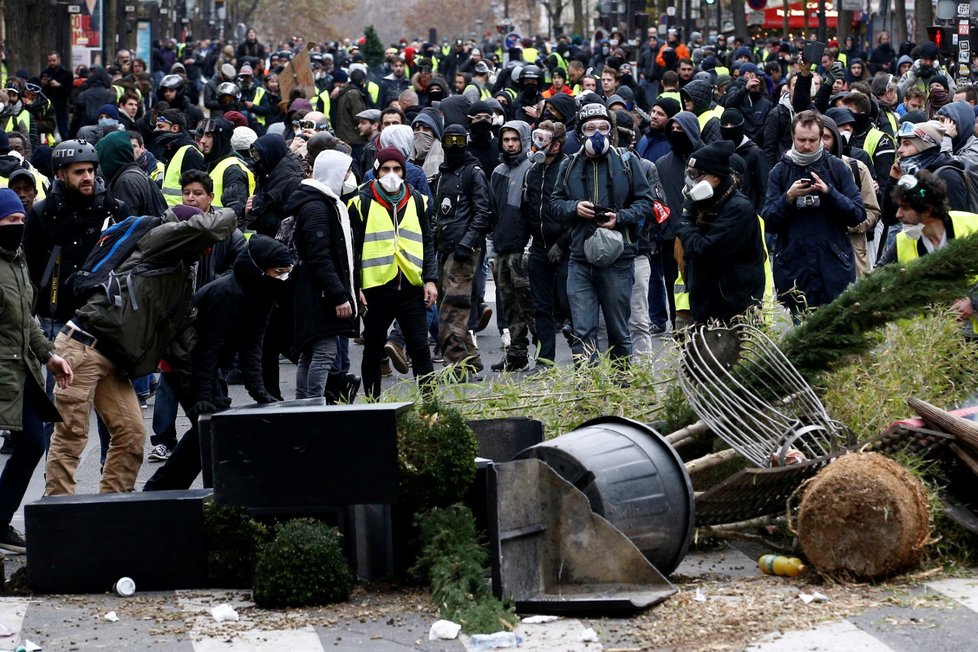 Protesty žlutých vest v Paříži (8.12.2018)