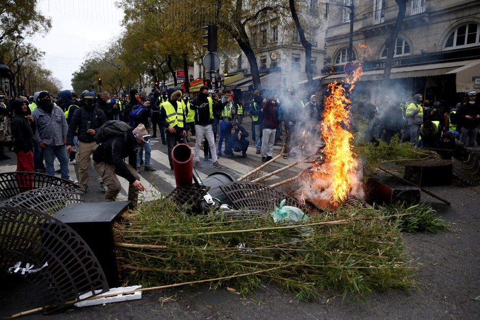 Protesty žlutých vest v Paříži (8.12.2018)