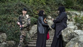 Francouzské rozvědce unikl seznam cílů teroristů. Podle Europolu ale hrozí útoky celé Evropě.