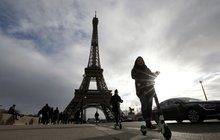 Neopatrnost ženy (39) z Blanska: Ztratila mobil, zloděj si dal oběd v Paříži! 