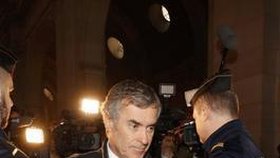 Francouzský ministr financí Jerome Cahuzac byl obviněn z praní špinavých peněz a daňového podvodu.