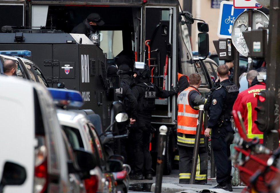 Francouzští policisté v akci.