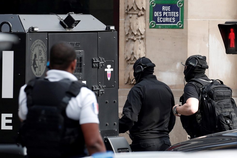 Francouzští policisté v akci.