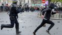 Francouzská policie zasahuje proti demonstrantům