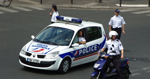 Francouzská policie na případ nasadila speciální týmy - ilustrační foto
