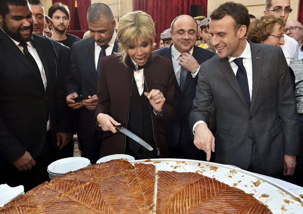 Emmanuel Macron s manželkou Brigitte.