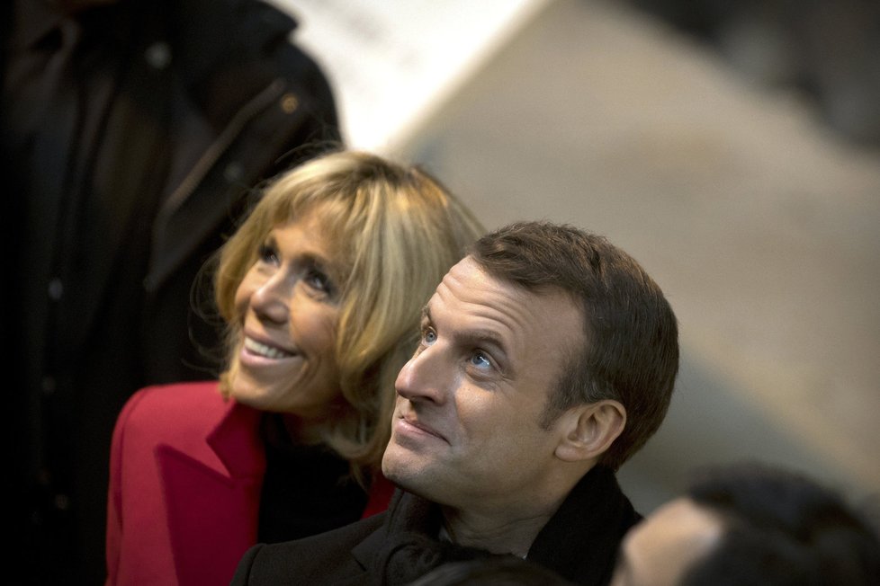 Francouzský prezident Emmanuel Macron s manželkou Brigitte