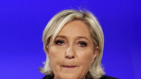 Evropský parlament vzal Le Penové imunitu kvůli výrokům na adresu francouzského veřejného činitele.