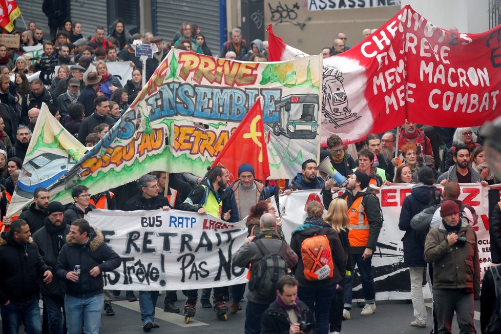 Protesty proti důchodové reformě ve Francii (19. 12. 2019)